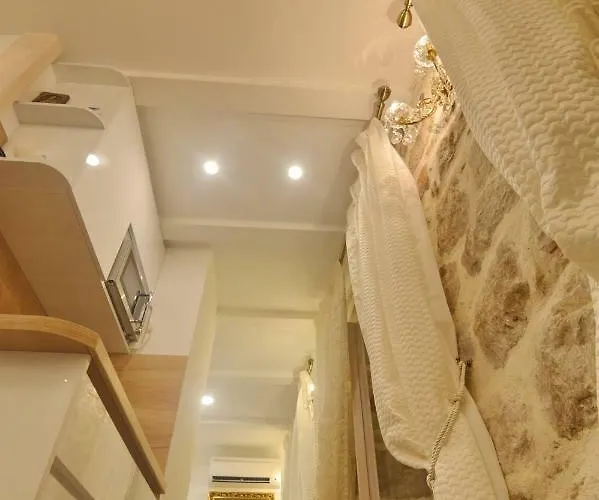 Madonna Della Strada A3