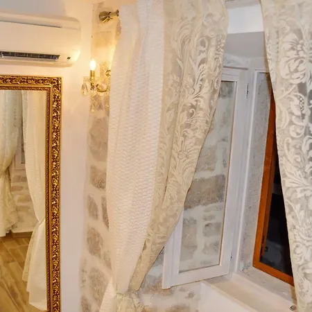 Madonna Della Strada A3 *