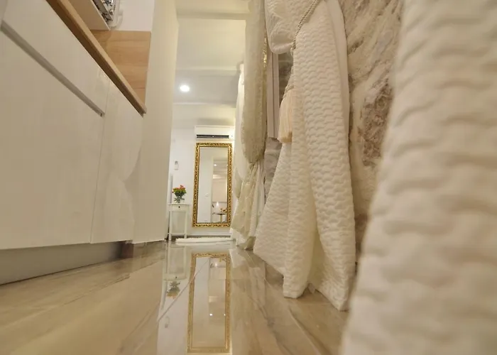 Madonna Della Strada A3 *