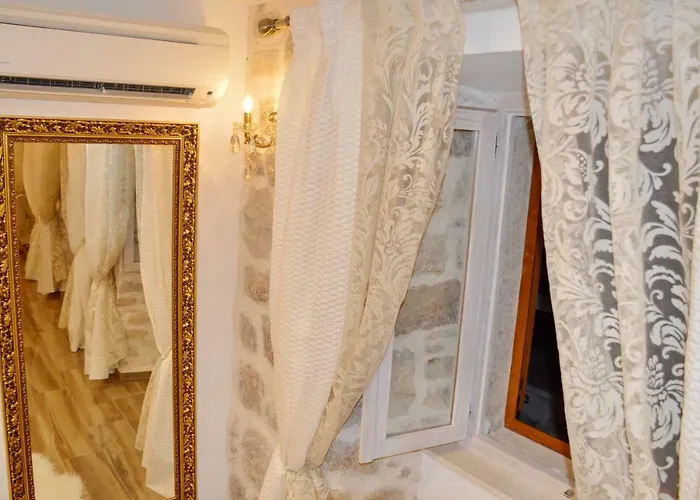 Madonna Della Strada A3 *