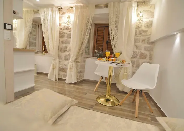 Madonna Della Strada A3