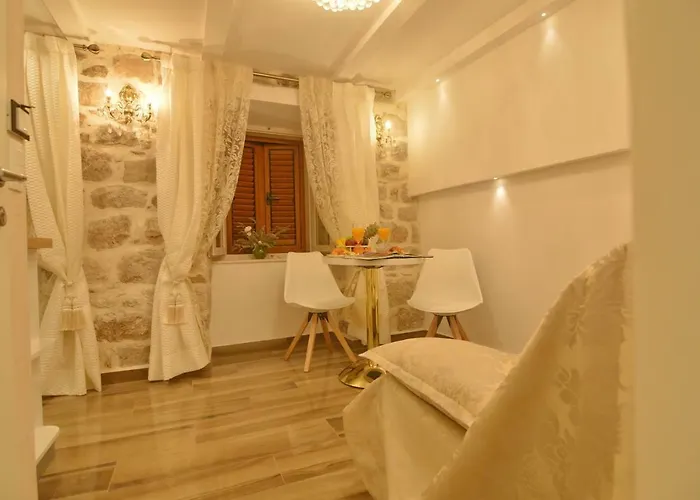 Madonna Della Strada A3 * Dubrovnik