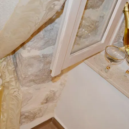 Madonna Della Strada A3 *