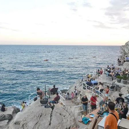 Madonna Della Strada A3 *